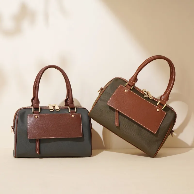 Vatnsheldur commuter dökkgræn crossbody töskutaska